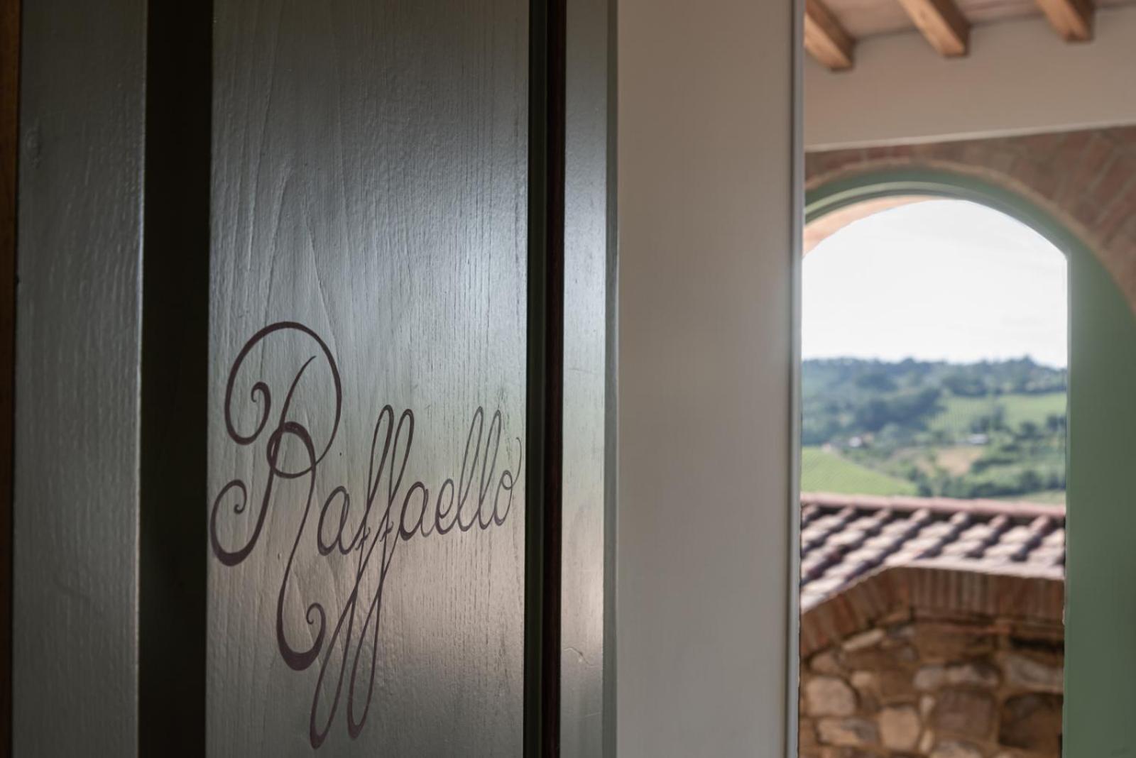 Villa Il Castagno Wine & Resort Siena Bagian luar foto