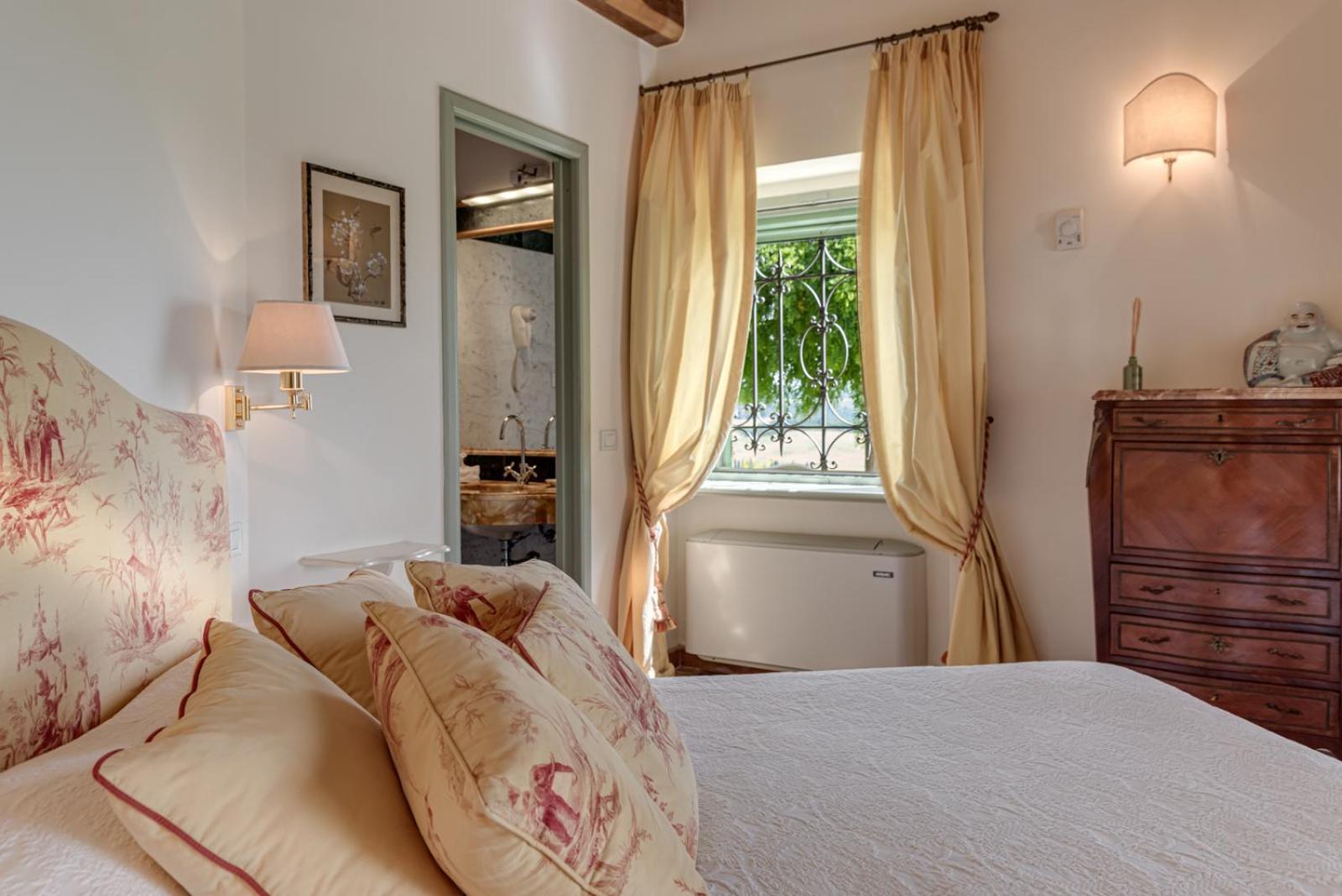 Villa Il Castagno Wine & Resort Siena Bagian luar foto