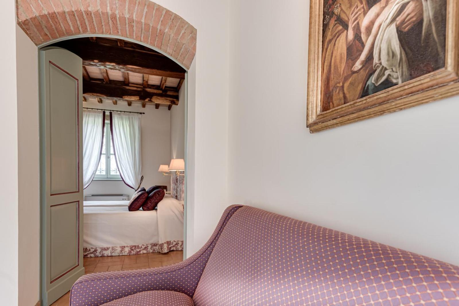Villa Il Castagno Wine & Resort Siena Bagian luar foto