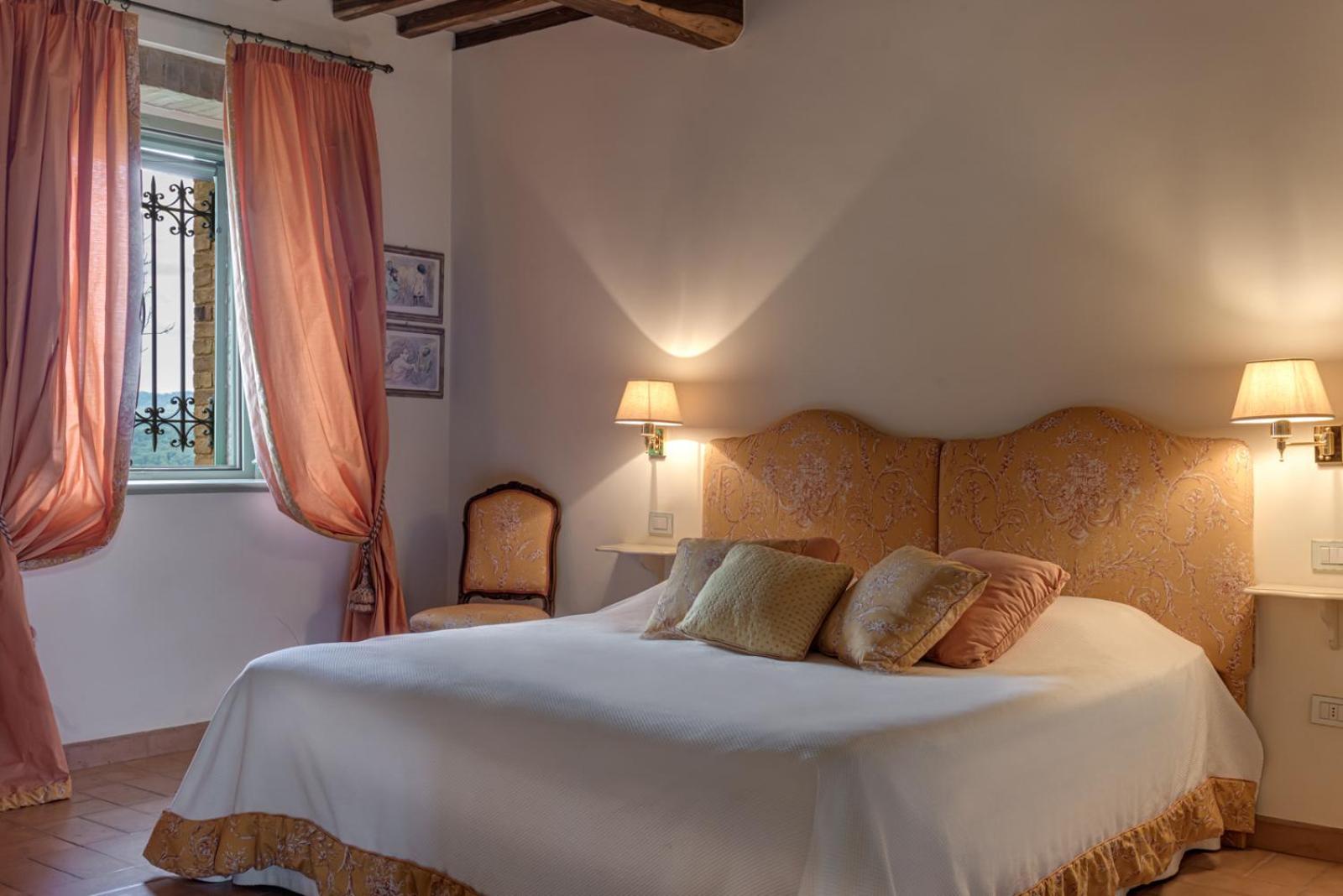 Villa Il Castagno Wine & Resort Siena Bagian luar foto